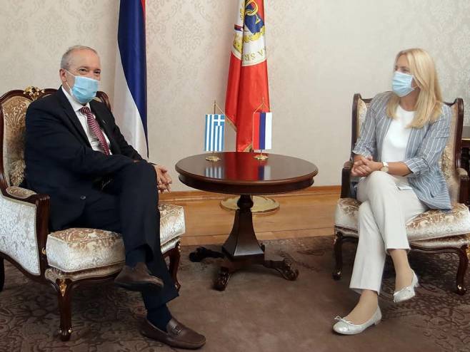 Ζέλικα Τσβιάνοβιτς – Συνάντηση της Προέδρου της Σερβικής Δημοκρατίας με τον Πρέσβη της Ελλάδας στην Β-Ε