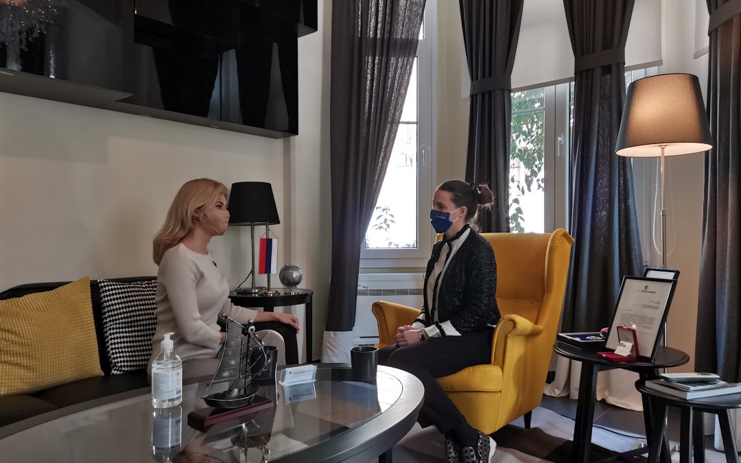 Ελληνο-Ιταλικό Επιμελητήριο – Εθιμοτυπική συνάντηση με την Έλενα Σαλούστο, μέλος του Δ.Σ
