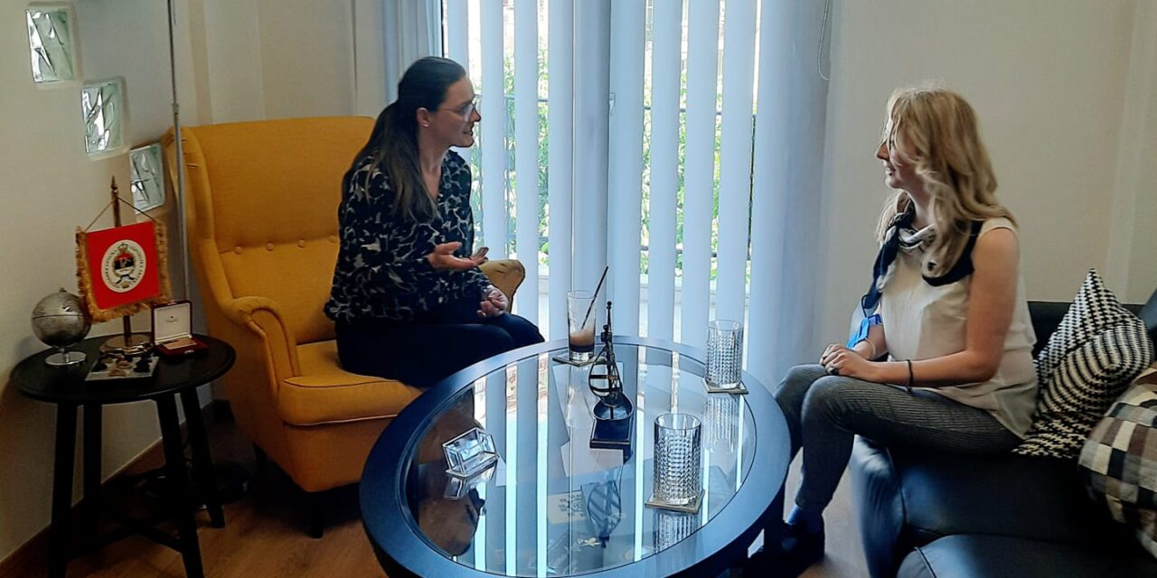 Jelena Jovanovic – Συνάντηση με την Λέκτορα του ΕΚΠΑ, Dr Biljana Turanjanin Nikolopulos