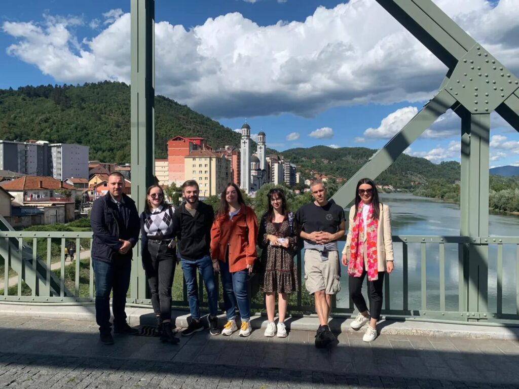 Πέντε φοιτητές ΕΚΠΑ, που σπουδάζουν σερβική γλώσσα, πραγματοποίησαν πολυήμερη επίσκεψη στη Σερβική Δημοκρατία.