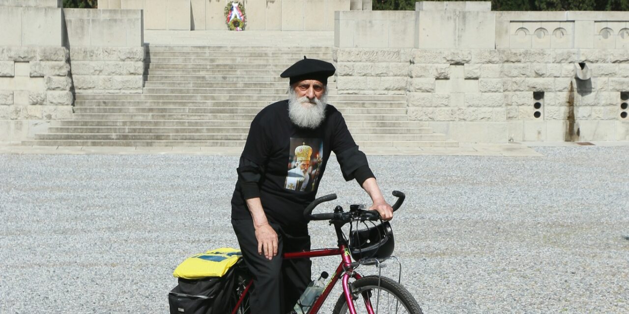 Бициклом у 78. години из Солуна до Београда, овог пута са новим порукама