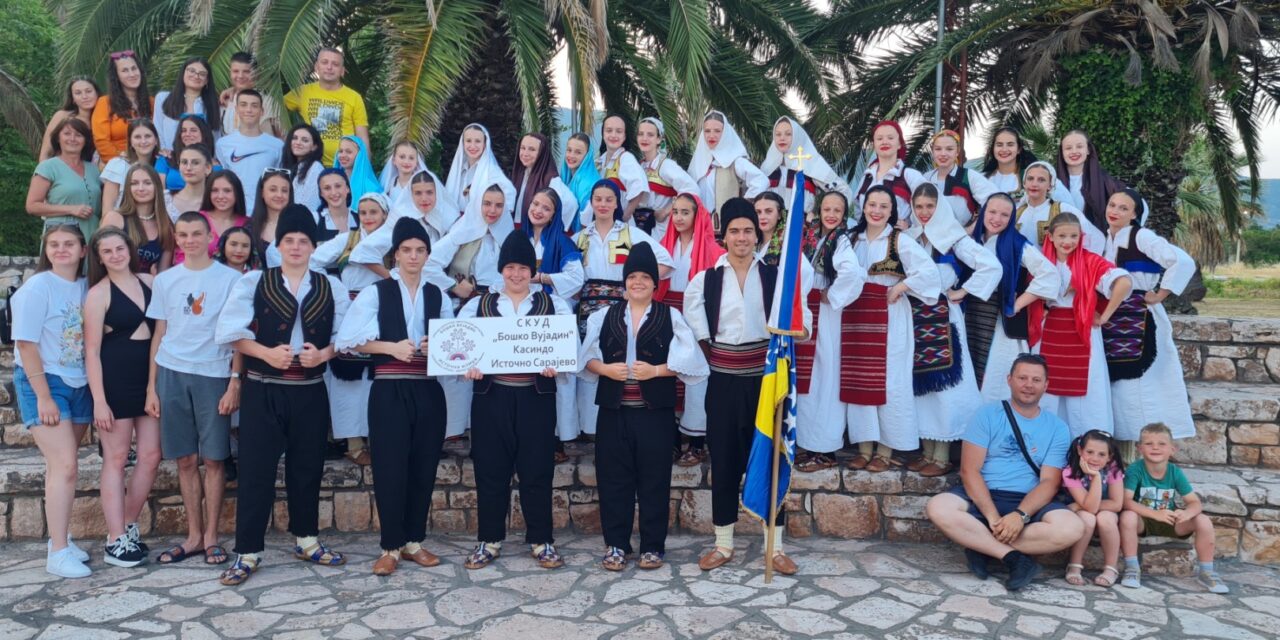 55 чланова омладинског ансабла Српског културно-умјетничког друштва „Бошко Вујадин“ боравило је у Грчкој