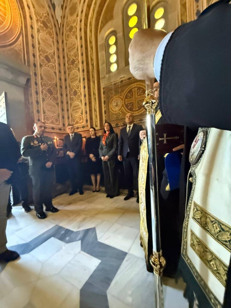 Κατάθεση στεφάνων στα στρατιωτικά συμμαχικά κοιμητήρια Ζέιτενλικ για την Ημέρα της Νίκης κατά του Φασισμού