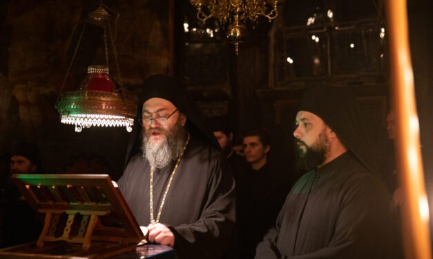 Ευχές για την ιερή εορτή των Εισοδίων της Θεοτόκου στην Ιερά Μονή Χιλανδαρίου