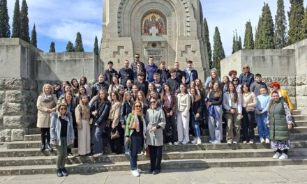 Гимназија „Јован Дучић“ из Добоја у посети Грчкој