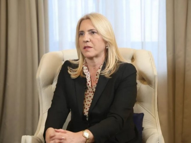 Η Željka Cvijanović στην Ελλάδα – Συμμετοχή στο 11ο Οικονομικό Φόρουμ των Δελφών