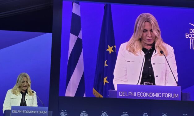 Delphi Economic Forum: Σαφές μήνυμα για τη Συμφωνία του Ντέιτον και τη θέση της Σερβικής Δημοκρατίας
